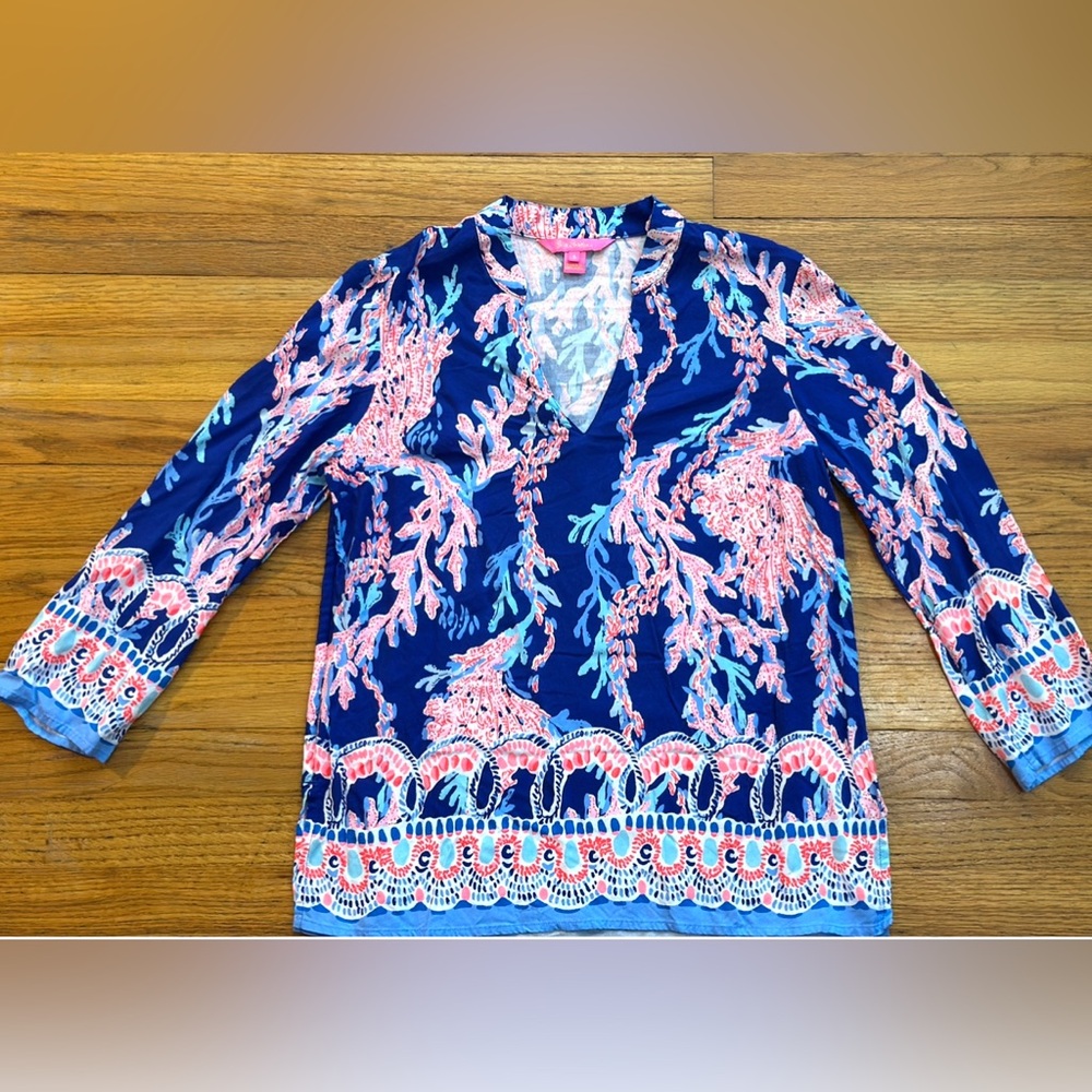 Lilly Pulitzer Small Luna Bay Tunic in the vibrant
"Borealis Blue -Swim On Over"